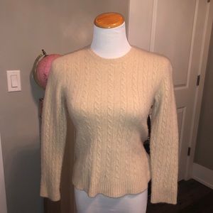 Ralph Lauren 100% cashmere sweater.